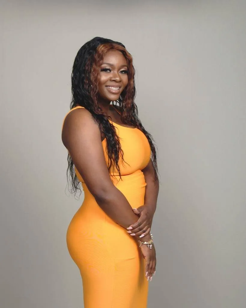 Yellow sleeveless Bandage dress - Image 2